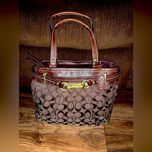 Coach | Bags | Coach Hampton Signature Satchel Bag F5672 Dark
